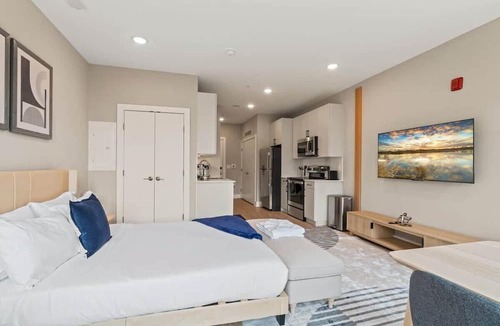 Northern Liberties Apartment | Luxury Studio | 1 Bed | Northern Liberties