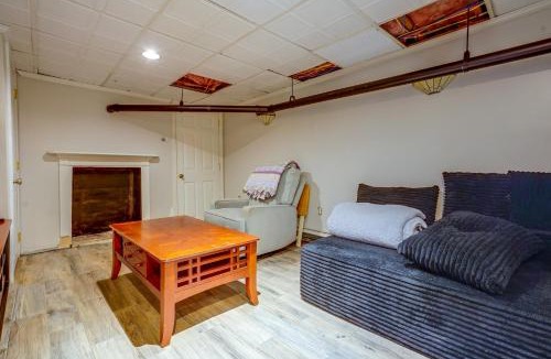 Salem Apartment | Near Shopping & Canobie Lake! Apartment w/Grill