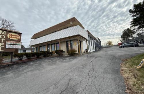 Latham Hotel | Monte Mario Motel & Efficiency
