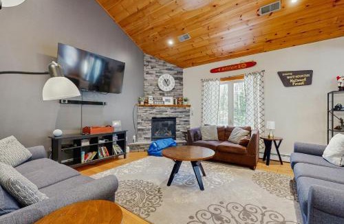 Bartlett House | Bear Village 14