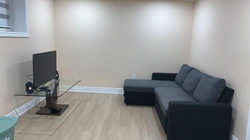 Northeast Mississauga Apartment | Landen court
