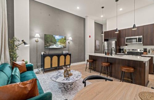 Old City Apartment | Townhouse SLEEP 4 Walk to Liberty Bell |Old City