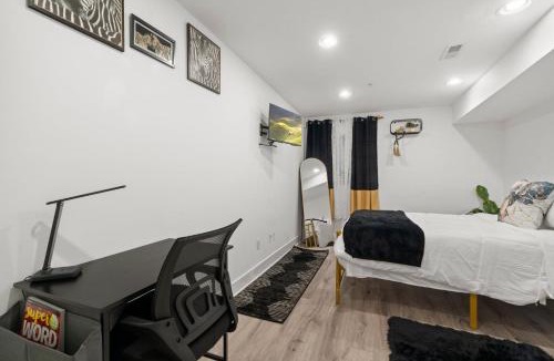North Philadelphia West Apartment | 3BR-2BA Luxurious Green Oasis Private Backyard Patio