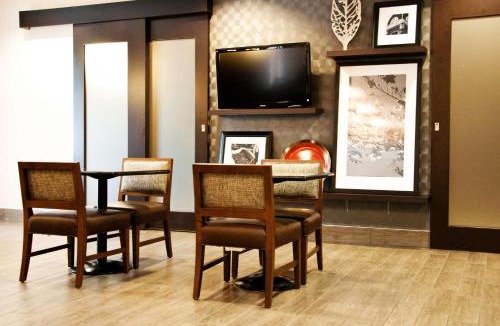 Warrington Hotel | Hampton Inn Doylestown