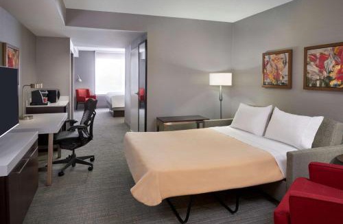 Northeast Mississauga Hotel | Hilton Garden Inn Toronto Airport West/Mississauga