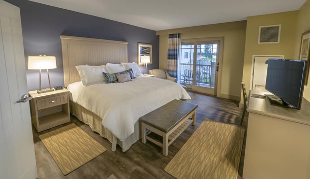 Chautauqua Harbor Hotel - Jamestown
