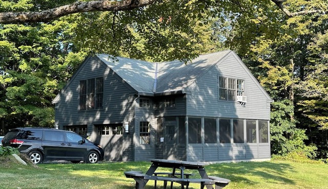 Charming studio loft in The Berkshires surrounded by 20 acres of nature