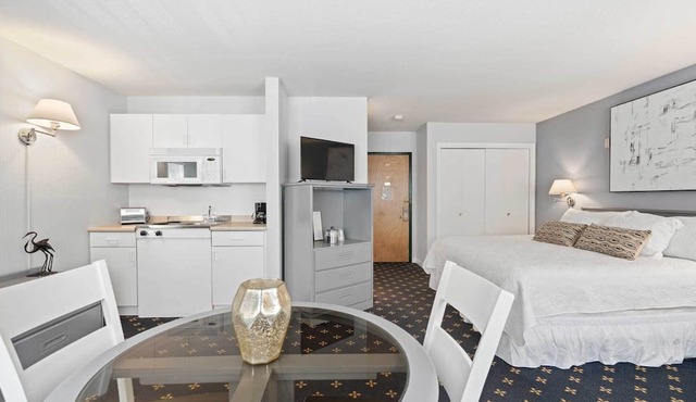 The Niantic Inn