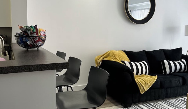 Modern Luxe 1BR Apt in Downtown Stamford