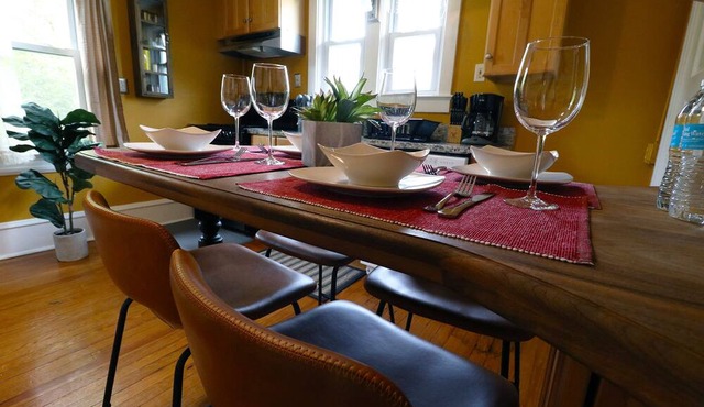 ★ Downtown Princeton Elegance ★