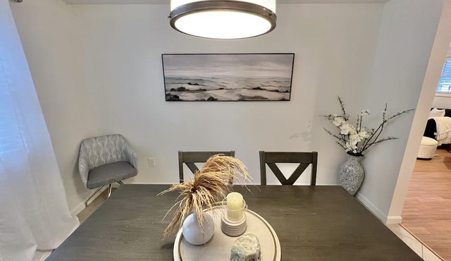 Fully Furnished Apartment 2 Bedroom-Special rates for 30-night stays or more