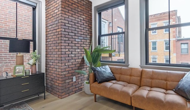 North End 2-Story Penthouse/Prime Location