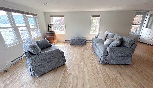 Superb 3-bedroom house with 100 feet of private lake front near Hammondsport, NY