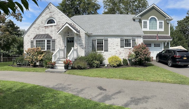 Turnkey beautiful home away from home