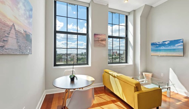 Glam Flat with View, Pool, Deck