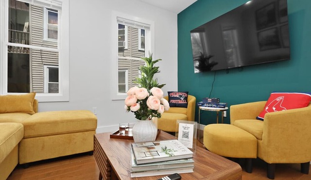 3BR2Bth TD Garden/BOS/MIT/Harvard/3 Parking Spaces