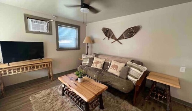Lake George Getaway with SAUNA!