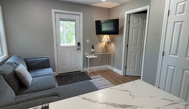 O.N.E. Hideaway | pet friendly | sleeps 6