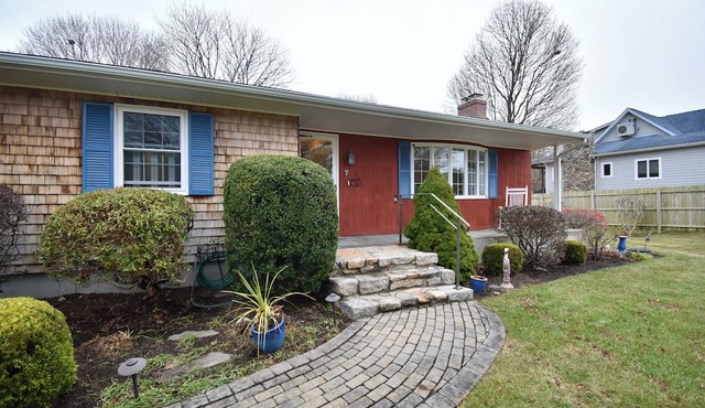 3 Bedroom, 2 bathroom | Central Air | Beautiful Outside Amenities | Minutes from your Beach Access