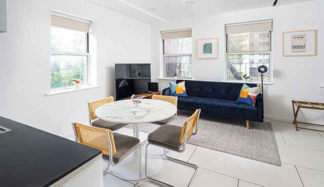 Beautiful 2 beds Apt in Midtown NYC #401