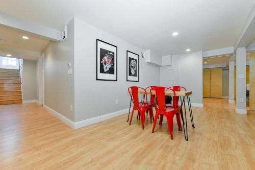 Families - Enjoy Harwich, Pool, Large Hot Tub & AC!