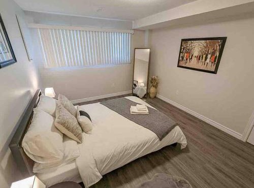 Modern 2 BDR Guest Suite in St Catharines Niagara