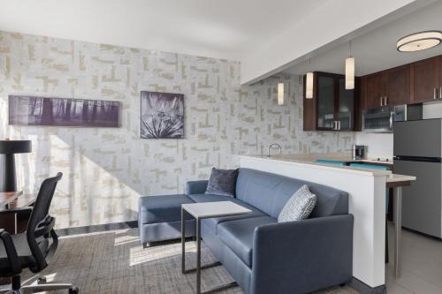Residence Inn by Marriott The Bronx at Metro Center Atrium