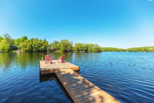 Waterfront Haliburton, All Season, Fully Equipped Cottage! #STR-25-00252