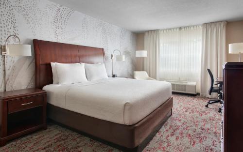 Fairfield Inn 