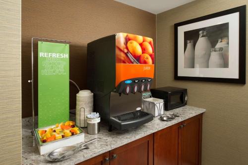 Hampton Inn Suites Circle 